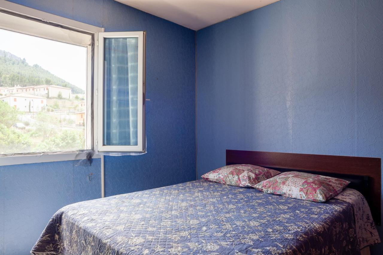 Appartement Avec Piscine Et Cuisine Roquefort-la-Bédoule Exterior foto